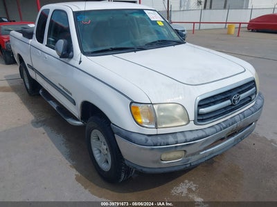 TOYOTA TUNDRA 2000