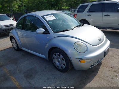 VOLKSWAGEN NEW BEETLE 2002