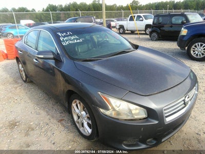 NISSAN MAXIMA 2012