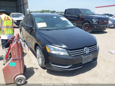 VOLKSWAGEN PASSAT 2013