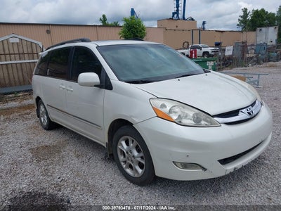 TOYOTA SIENNA 2006