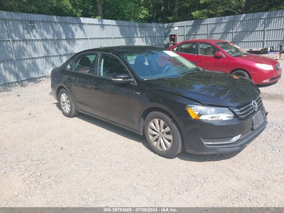 VOLKSWAGEN PASSAT 2013