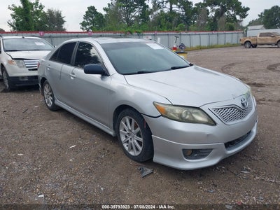 TOYOTA CAMRY 2011