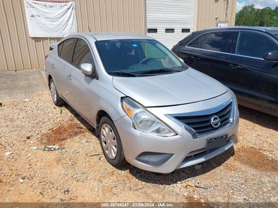 NISSAN VERSA 2015