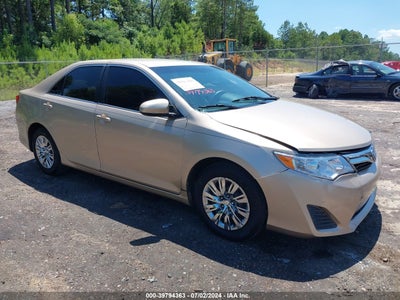 TOYOTA CAMRY 2012