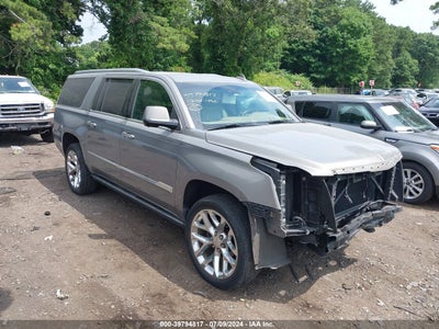 CADILLAC ESCALADE ESV 2018