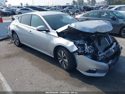 NISSAN ALTIMA 2022