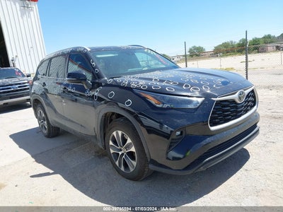 TOYOTA HIGHLANDER 2022
