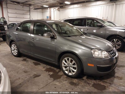 VOLKSWAGEN JETTA 2010