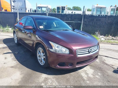 NISSAN MAXIMA 2014