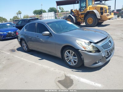 INFINITI G37 2011