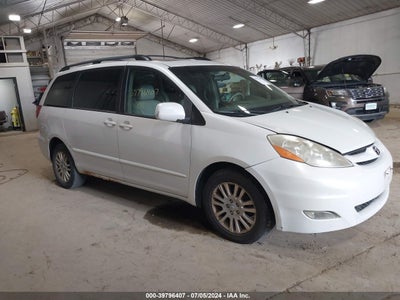 TOYOTA SIENNA 2008