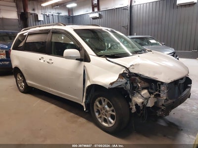 TOYOTA SIENNA 2004