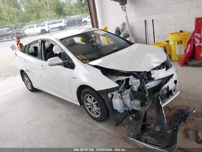 TOYOTA PRIUS 2019