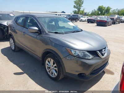 NISSAN ROGUE SPORT 2017