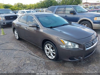 NISSAN MAXIMA 2012