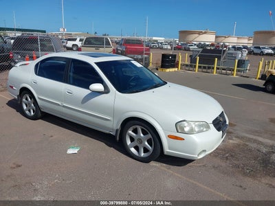 NISSAN MAXIMA 2000