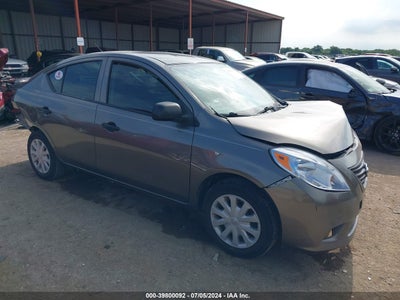 NISSAN VERSA 2014