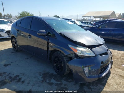 TOYOTA PRIUS 2012