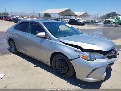 TOYOTA CAMRY HYBRID 2016