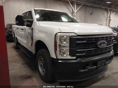 FORD F-250 2024