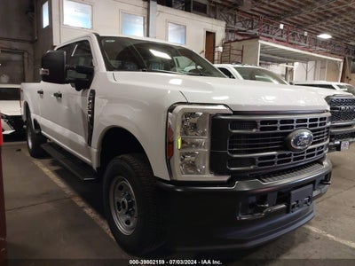 FORD F-250 2024