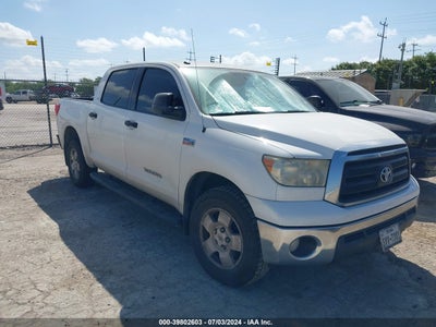 TOYOTA TUNDRA 2013