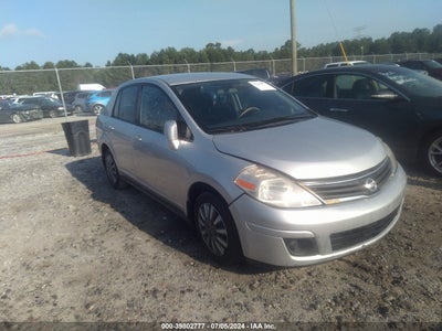 NISSAN VERSA 2011