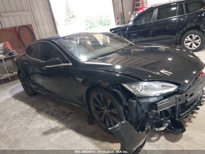 TESLA MODEL S 2015