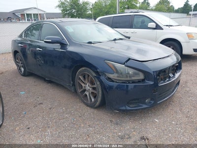 NISSAN MAXIMA 2011