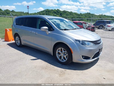 CHRYSLER PACIFICA 2019
