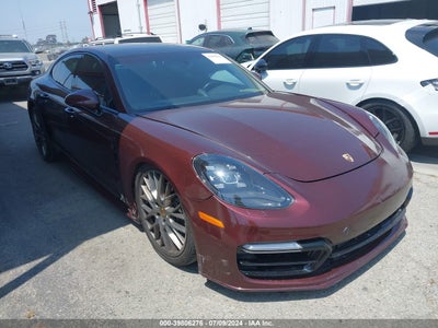 PORSCHE PANAMERA 2018