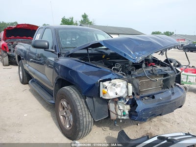 DODGE DAKOTA 2006
