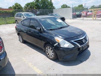 NISSAN VERSA 2016