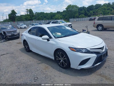 TOYOTA CAMRY 2019