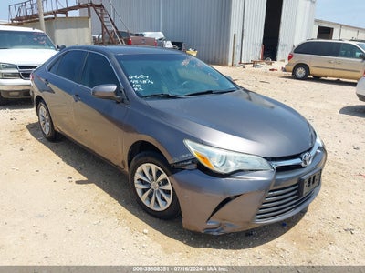 TOYOTA CAMRY 2015