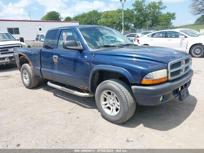 DODGE DAKOTA 2004