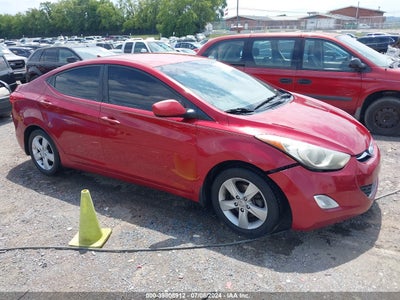 HYUNDAI ELANTRA 2013