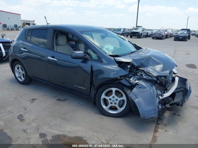NISSAN LEAF 2013