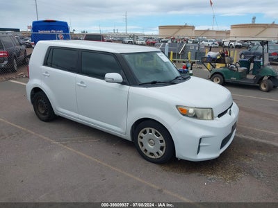 SCION XB 2011