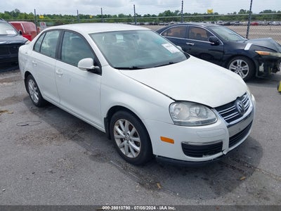 VOLKSWAGEN JETTA 2010