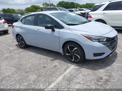NISSAN VERSA 2024