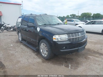LINCOLN NAVIGATOR 2013