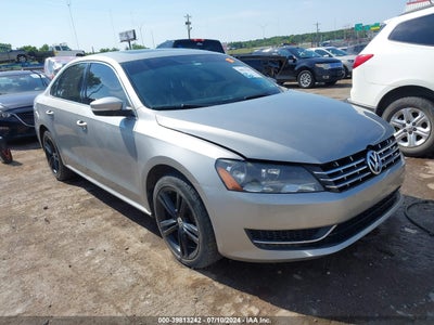 VOLKSWAGEN PASSAT 2014