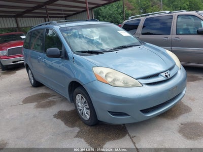 TOYOTA SIENNA 2006