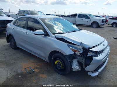 KIA RIO 2021