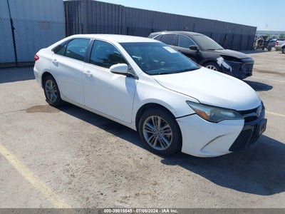 TOYOTA CAMRY 2015