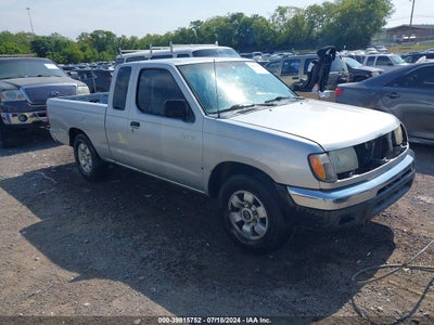 NISSAN FRONTIER 2000