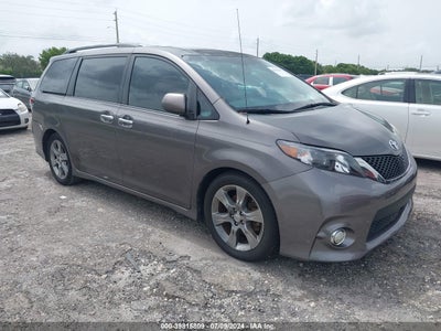 TOYOTA SIENNA 2013