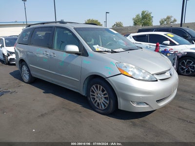 TOYOTA SIENNA 2009
